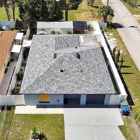 Comfortable Private Room In Tampa: The Wanderlust Exteriör bild